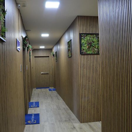 Famalu Apartments Naples Luaran gambar