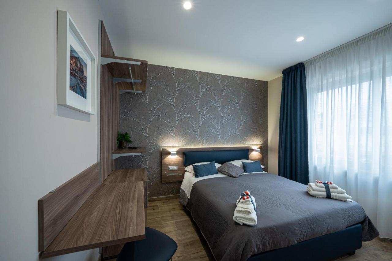 Famalu Apartments Naples Luaran gambar