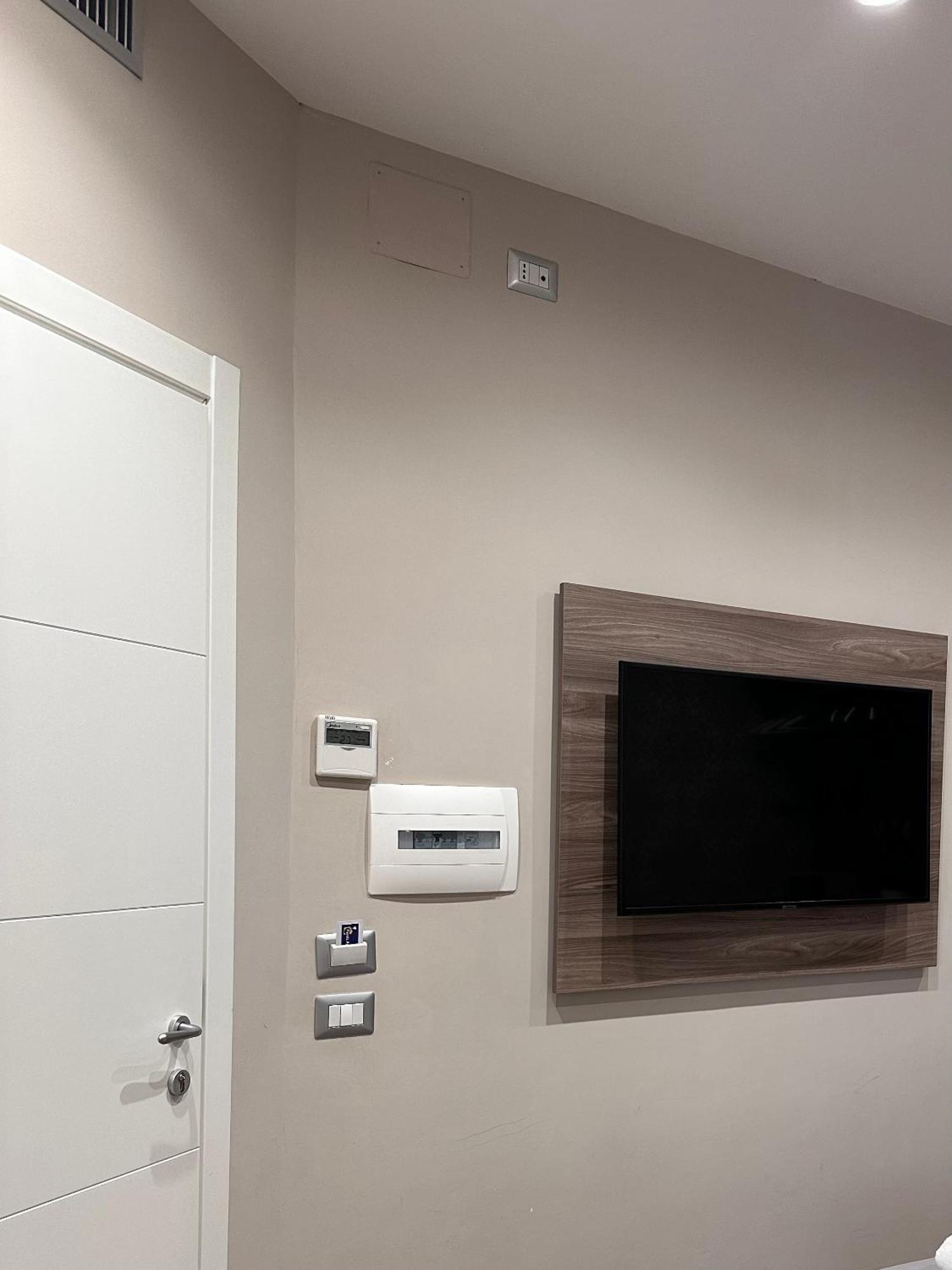 Famalu Apartments Naples Luaran gambar