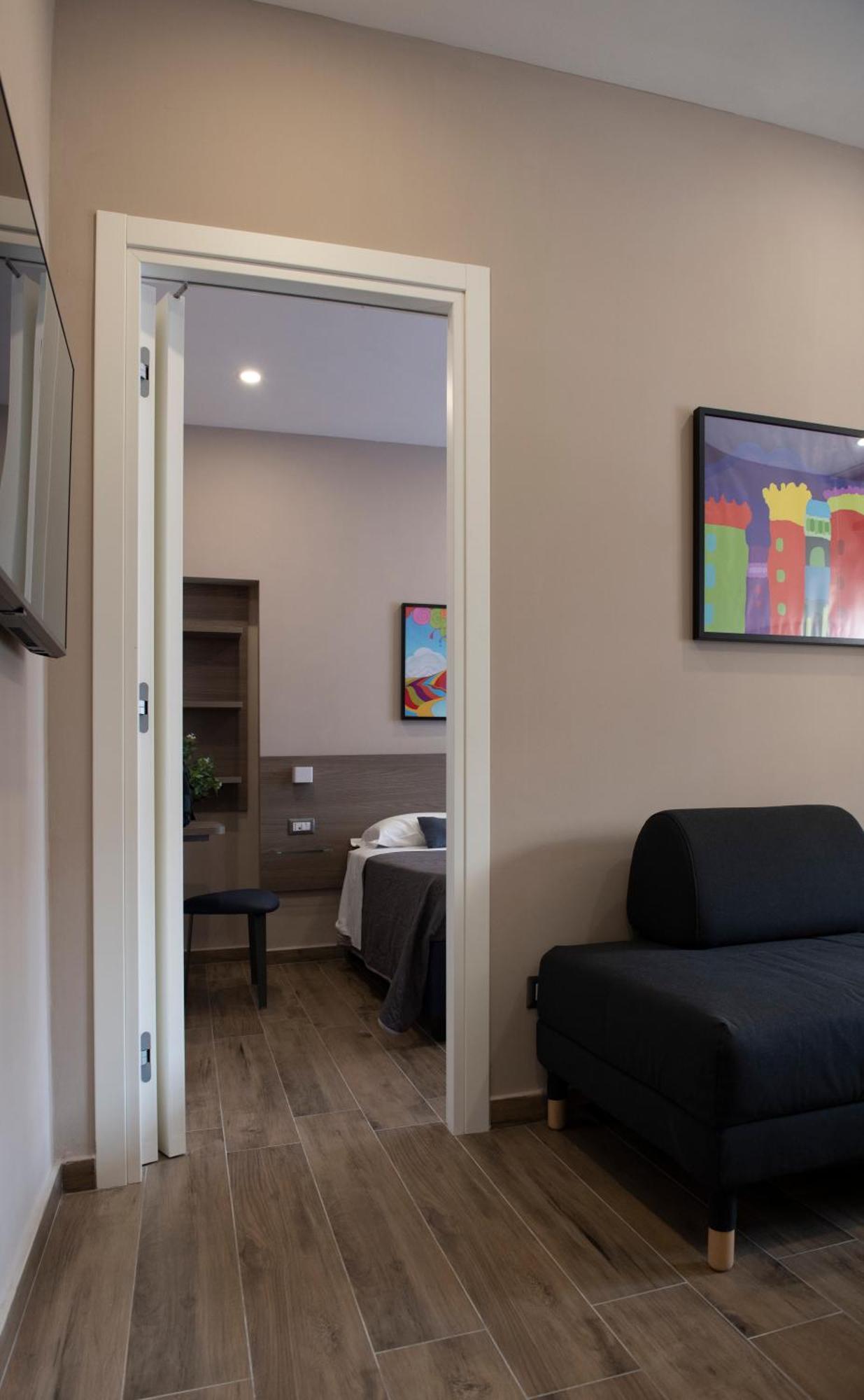 Famalu Apartments Naples Luaran gambar