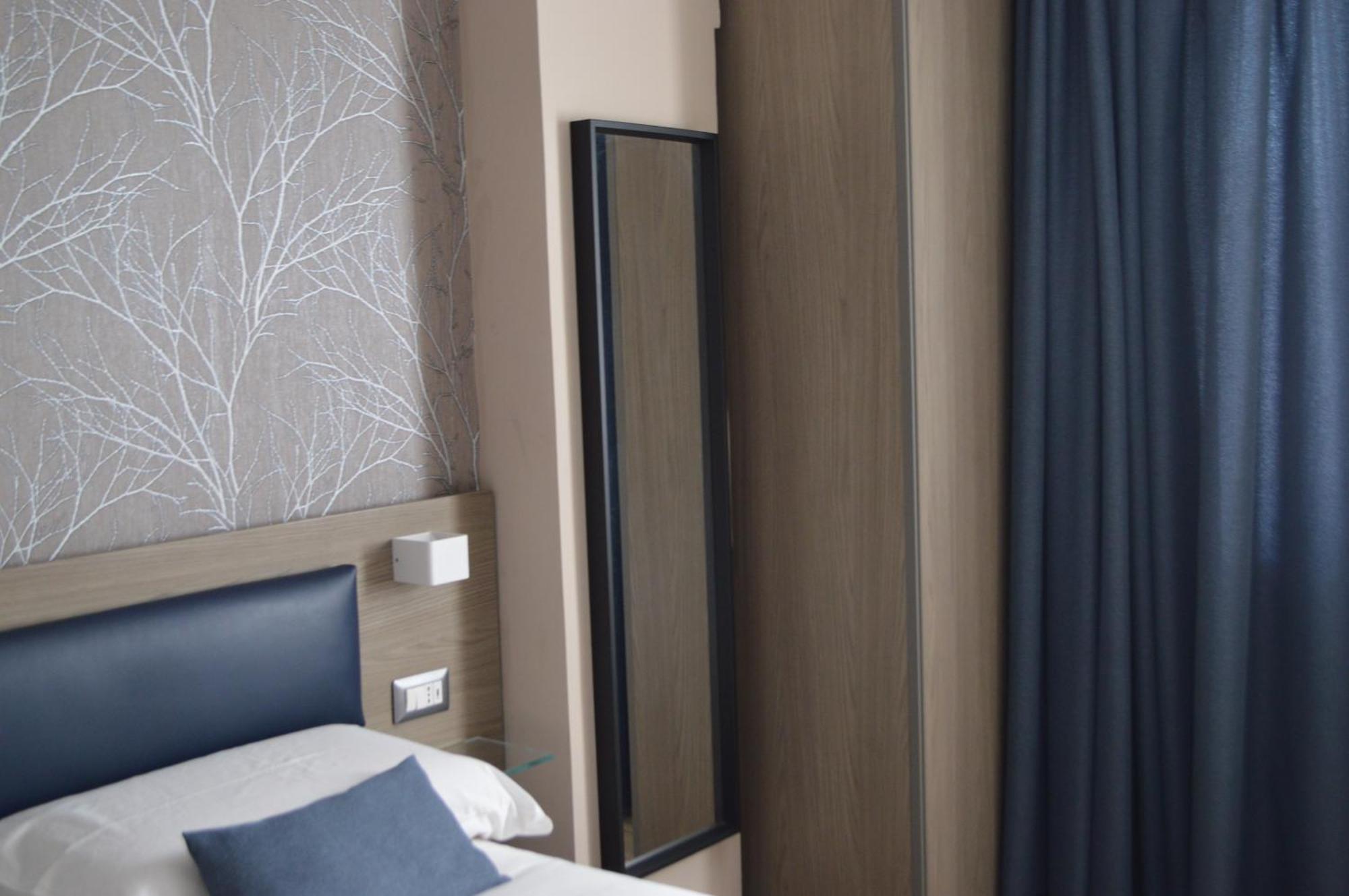 Famalu Apartments Naples Luaran gambar
