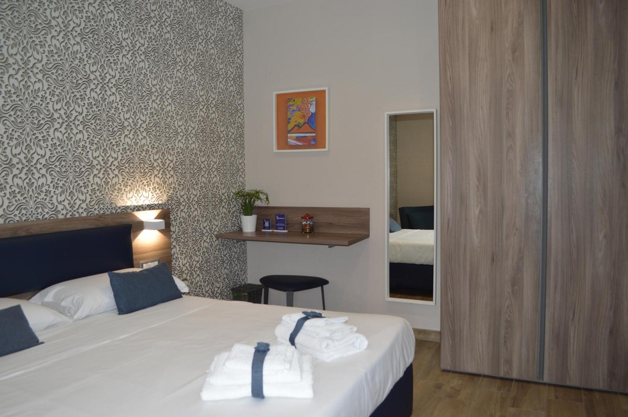 Famalu Apartments Naples Luaran gambar